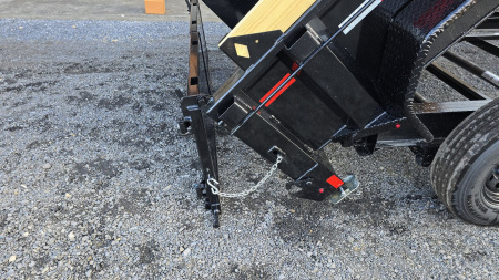New Diamond C GN Dump Trailer / 14.9K GVWR / 82"x14'