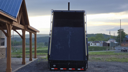 New Diamond C GN Dump Trailer / 14.9K GVWR / 82"x14'