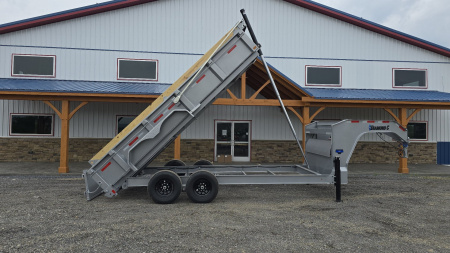 New Diamond C GN Dump Trailer / 14.9K GVWR / 82"x16'