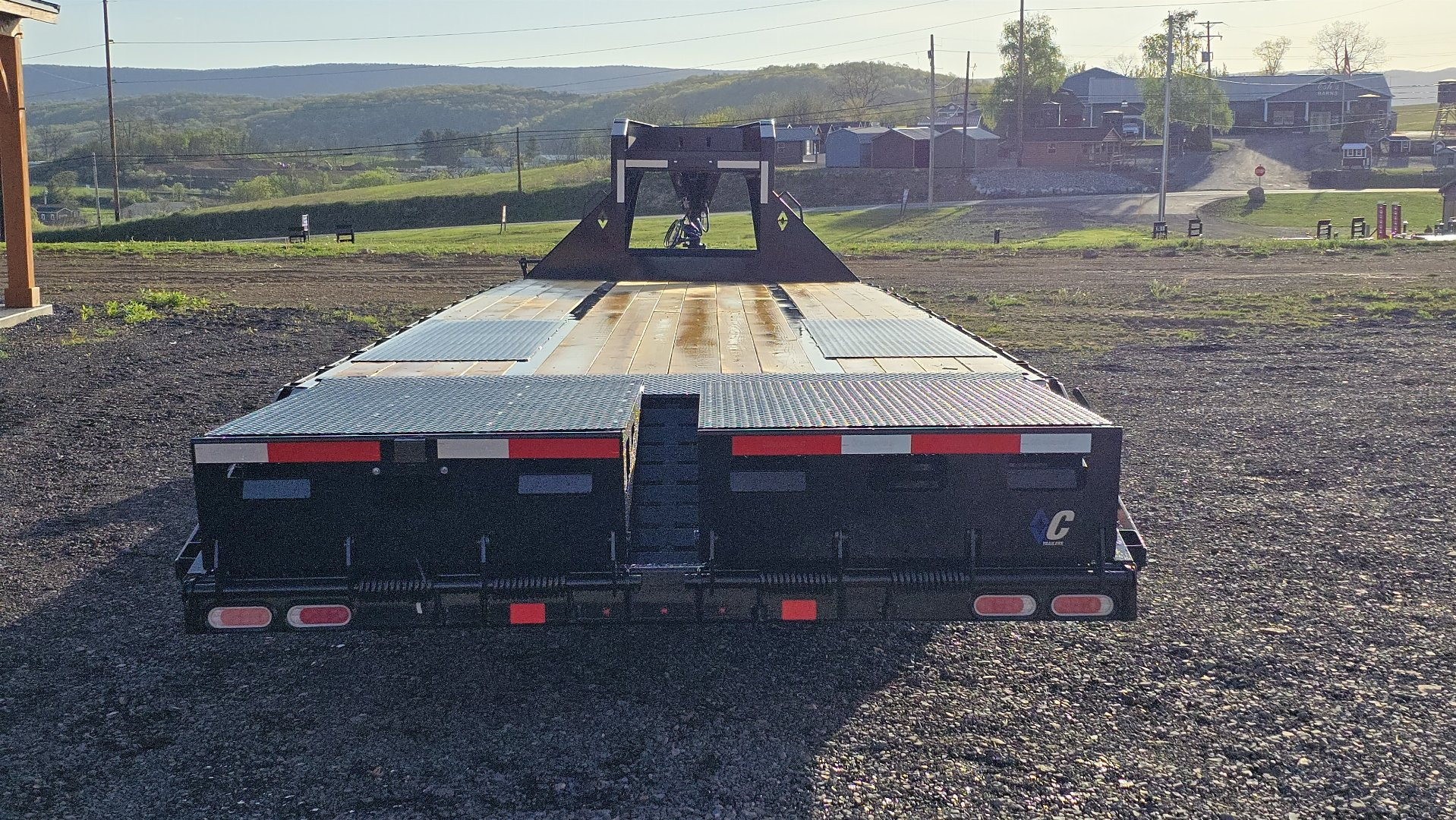 New Diamond C Equip. Trailer /25K GVWR / 102"x30'