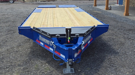 New Diamond C Equip. Trailer / 14.9K GVWR / 102"x24'