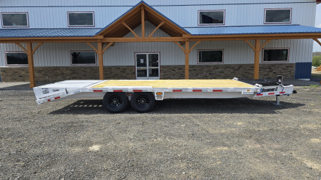 New Diamond C Equip. Trailer / 14.9K GVWR / 102"x22'