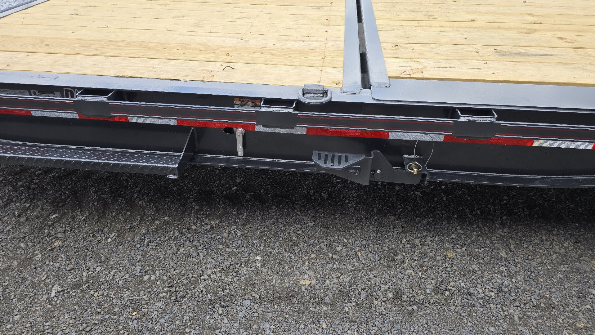 New Diamond C Tilt Trailer / 20K GVWR / 82"x22'
