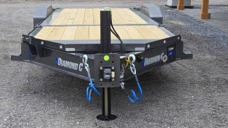 New Diamond C Tilt Trailer / 20K GVWR / 82"x22'