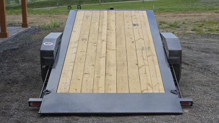 New Diamond C Tilt Trailer / 20K GVWR / 82"x22'