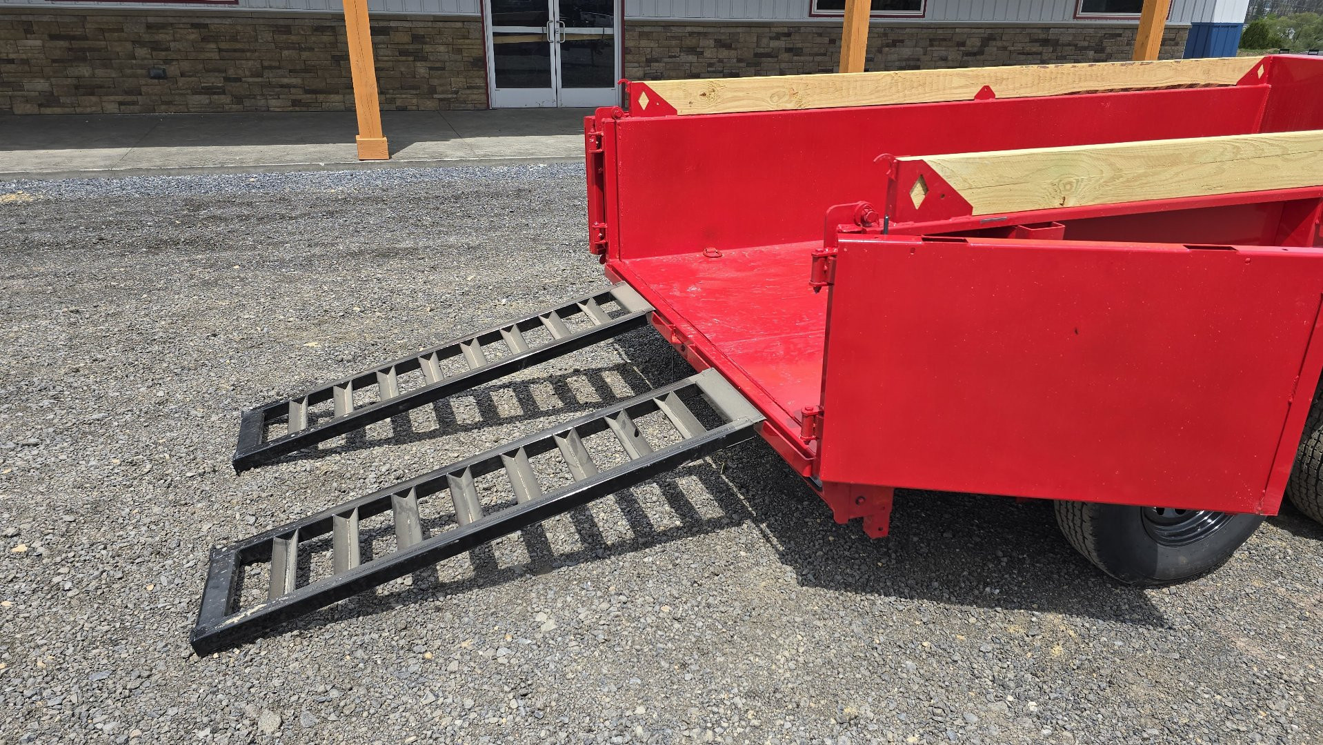 New Diamond C Trailers Dump Trailer /9.8K GVWR / 77"x12' / Tarp Kit