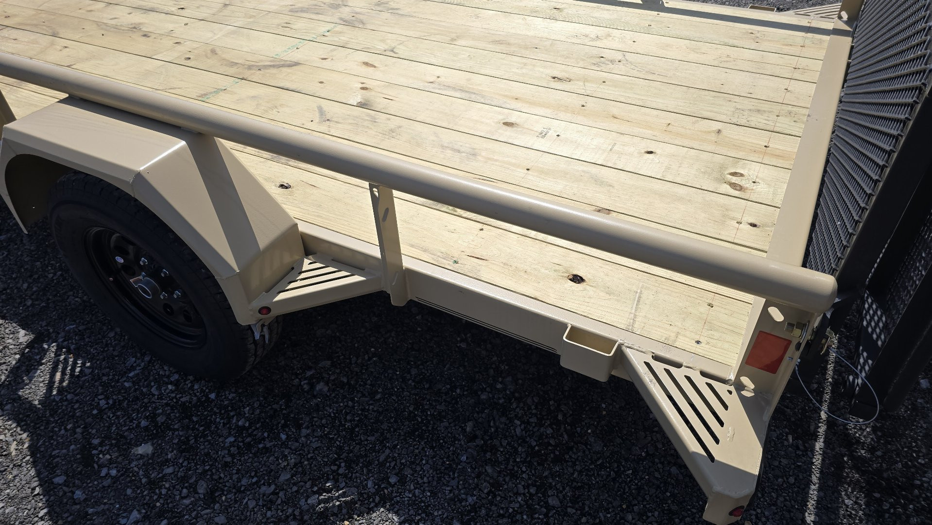 New Diamond C Utility Trailer / 2.9K GVWR / 77"x12'