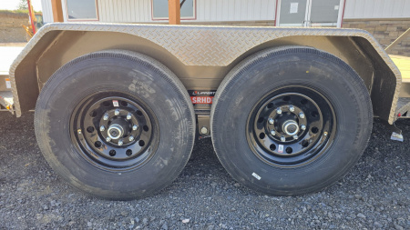 New Diamond C Equipment Trailer / 14.9K GVWR / 82"x22' /Max Ramps