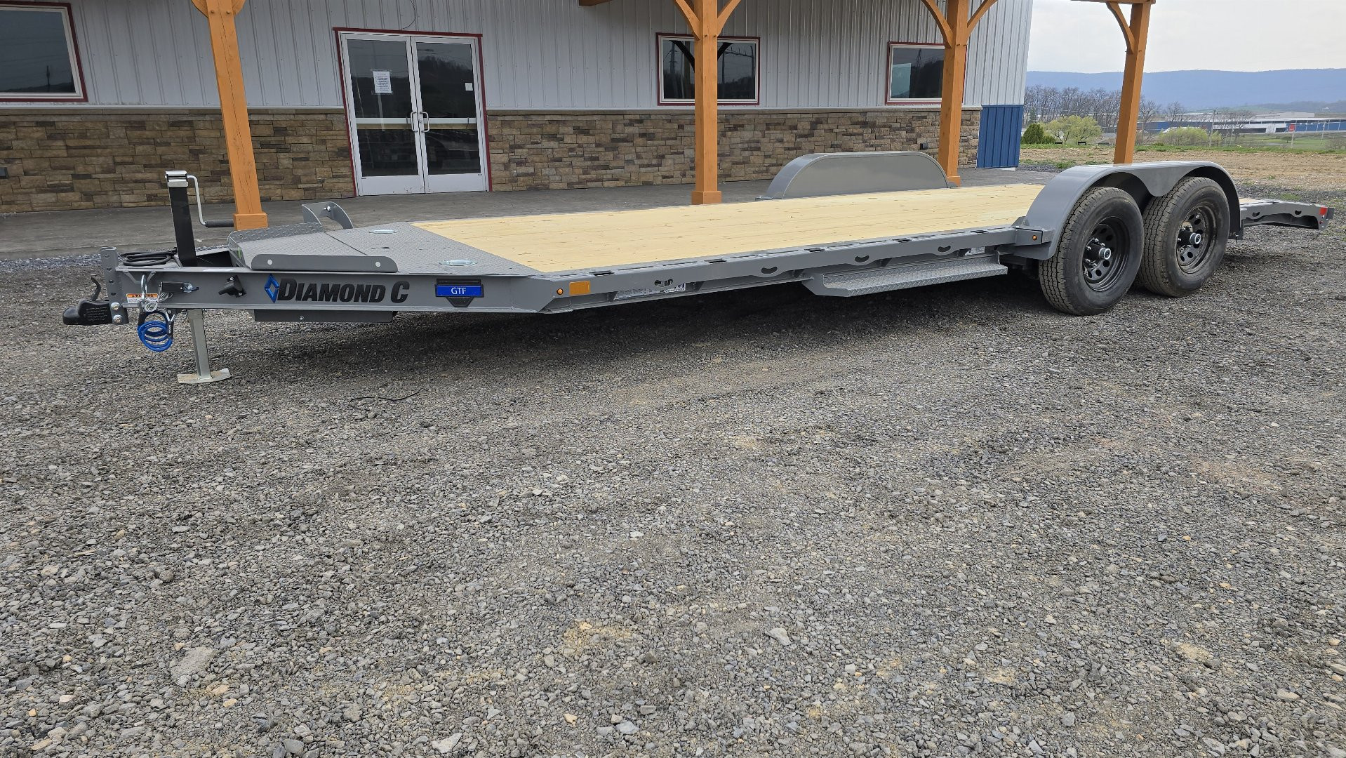 New Diamond C Car Trailer 9.8K GVWR / 83"x20' / Spare Tire Mount