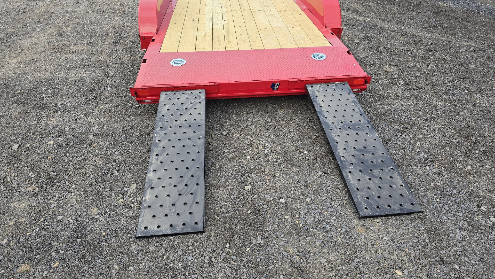 New Diamond C Car Trailer 9.8K GVWR / 83"x18' / Spare Tire Mount