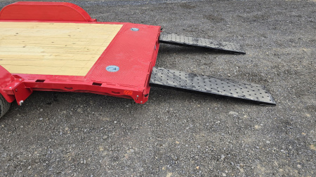 New Diamond C Car Trailer 9.8K GVWR / 83"x18' / Spare Tire Mount