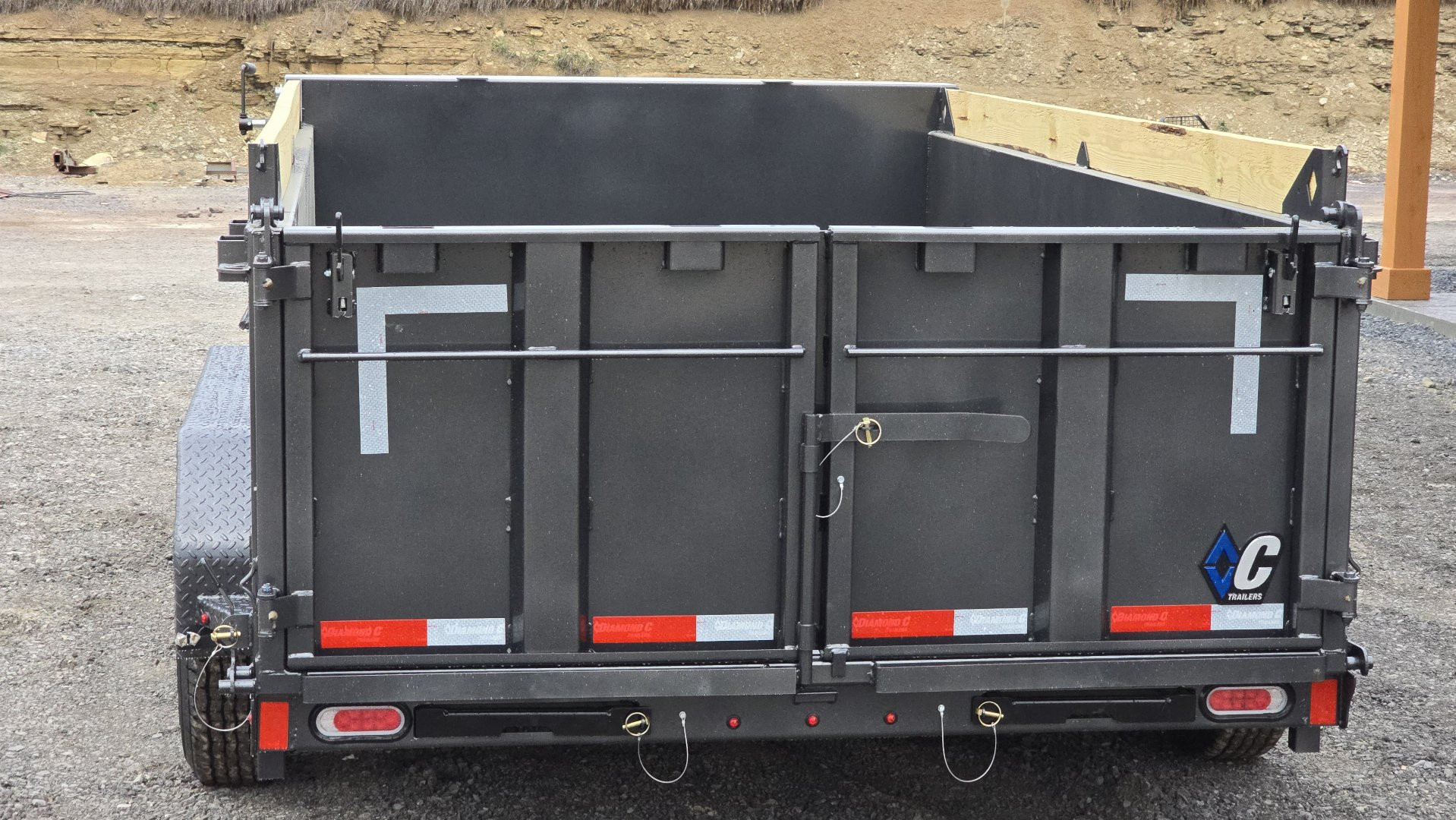 New Diamond C Trailers Dump Trailer /9.8K GVWR / 77"x12' / Tarp Kit