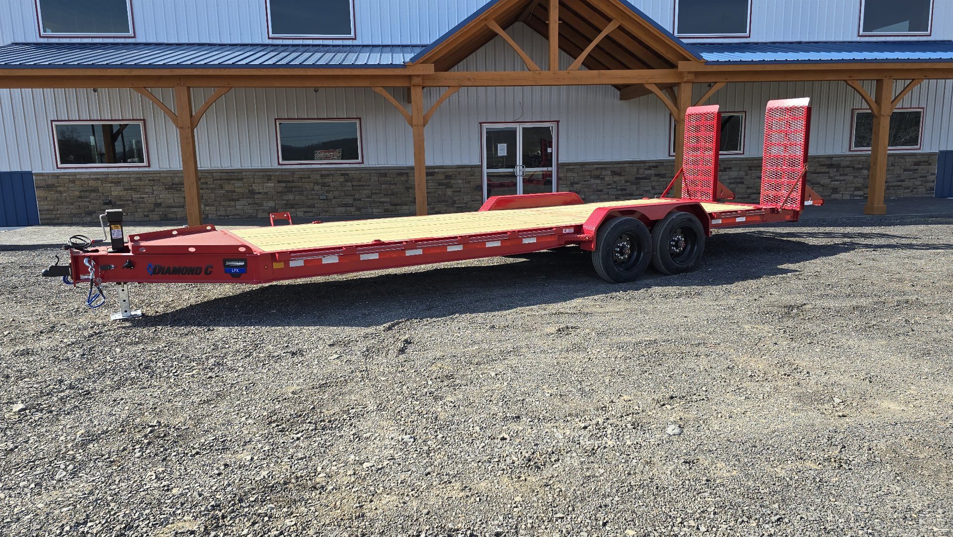 New Diamond C Equip Trailer / 18K GVWR / 82"x24'