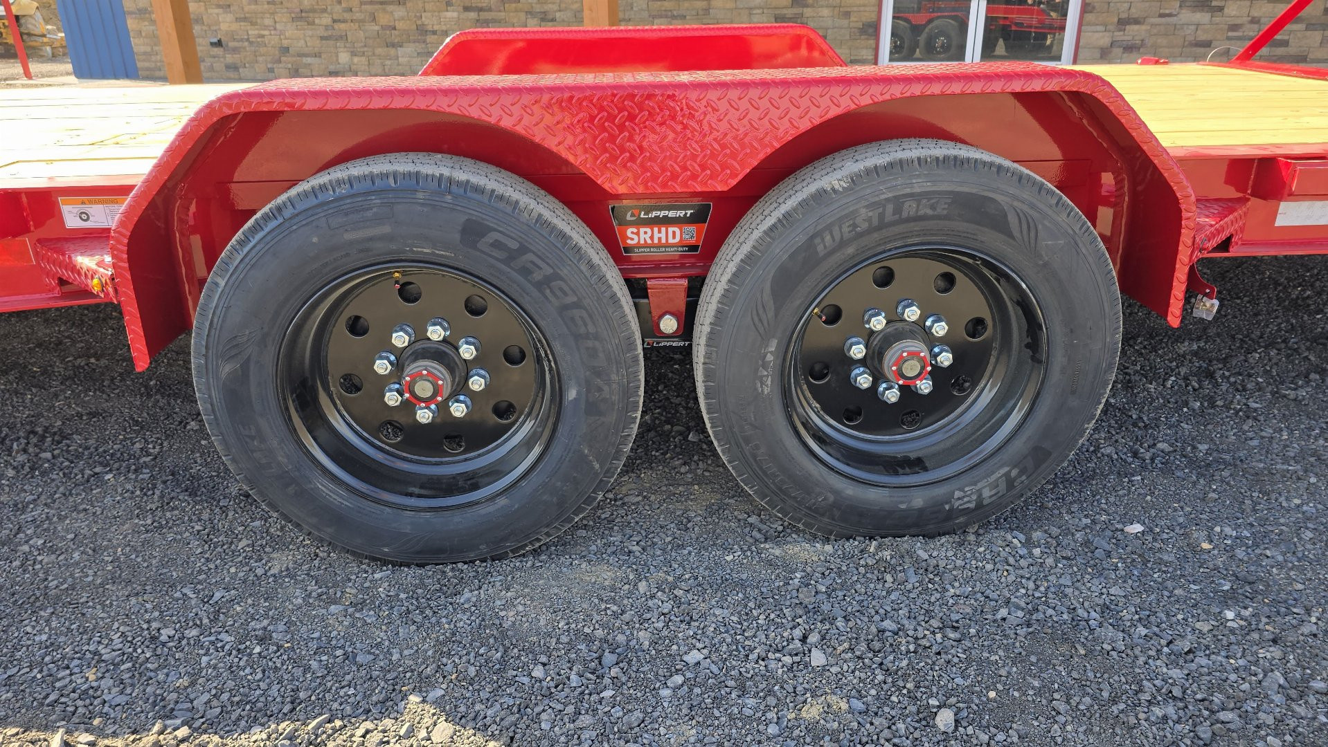 New Diamond C Equip Trailer / 18K GVWR / 82"x24'