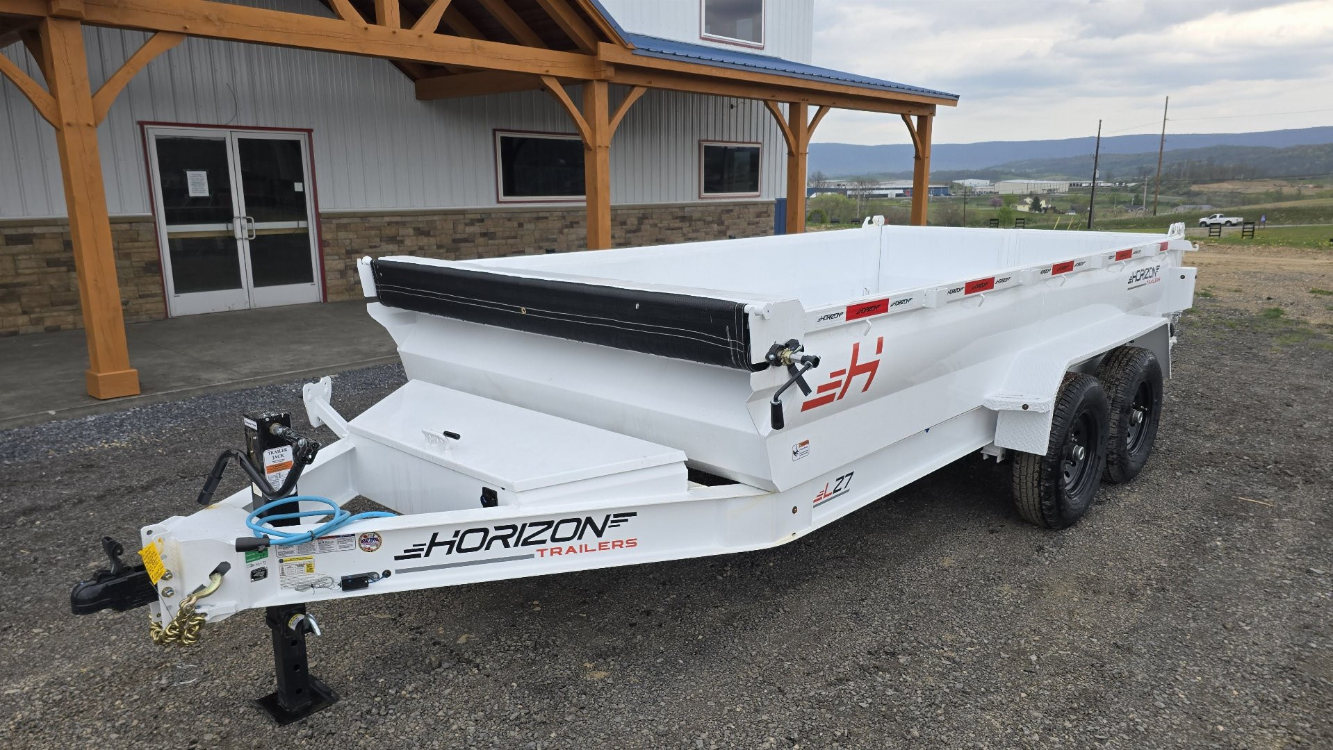 New Horizon Dump Trailer / 80"x14' / 14K GVWR / Ramps / Tarp Kit