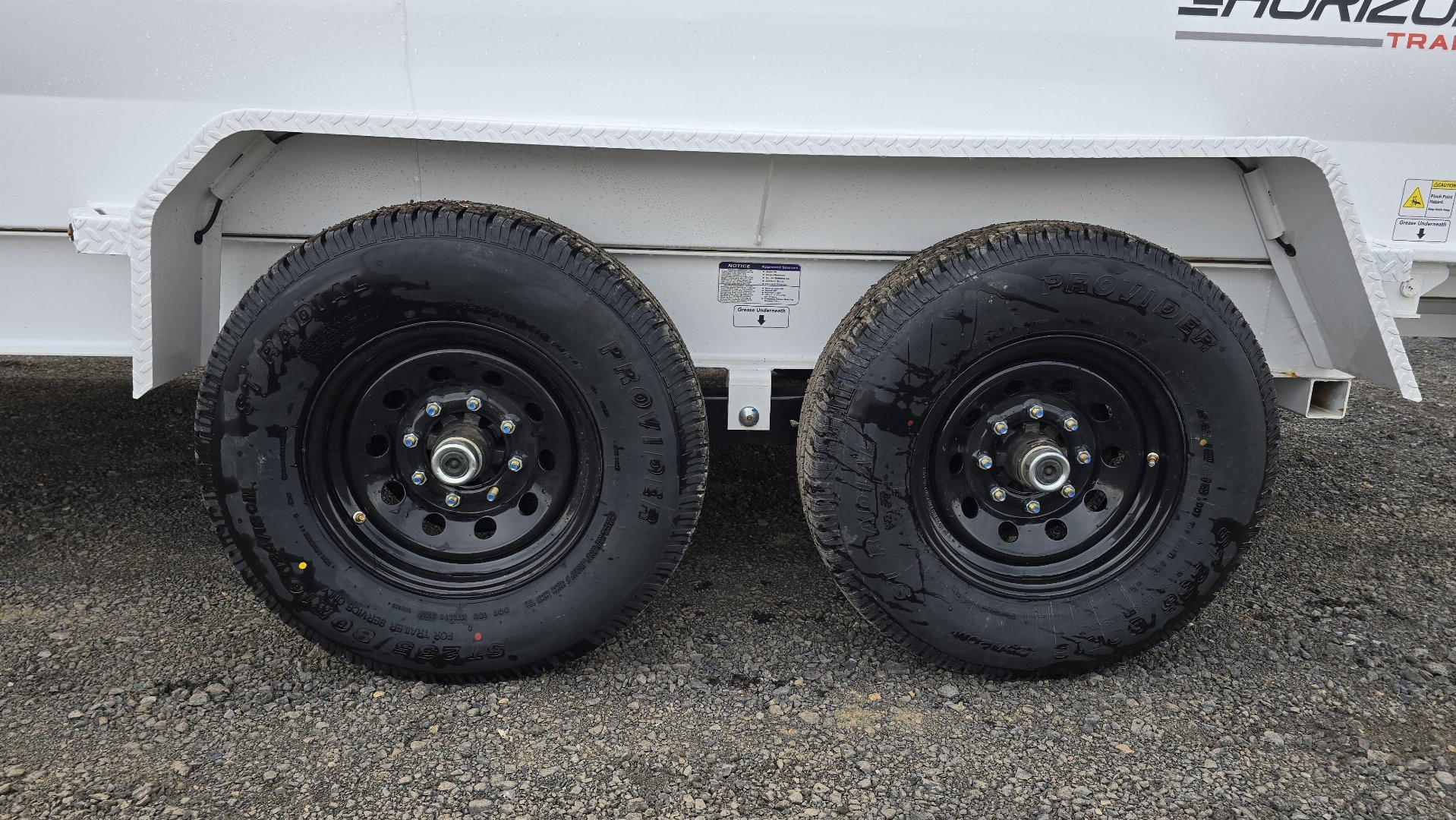 New Horizon Dump Trailer / 80"x14' / 14K GVWR / Ramps / Tarp Kit