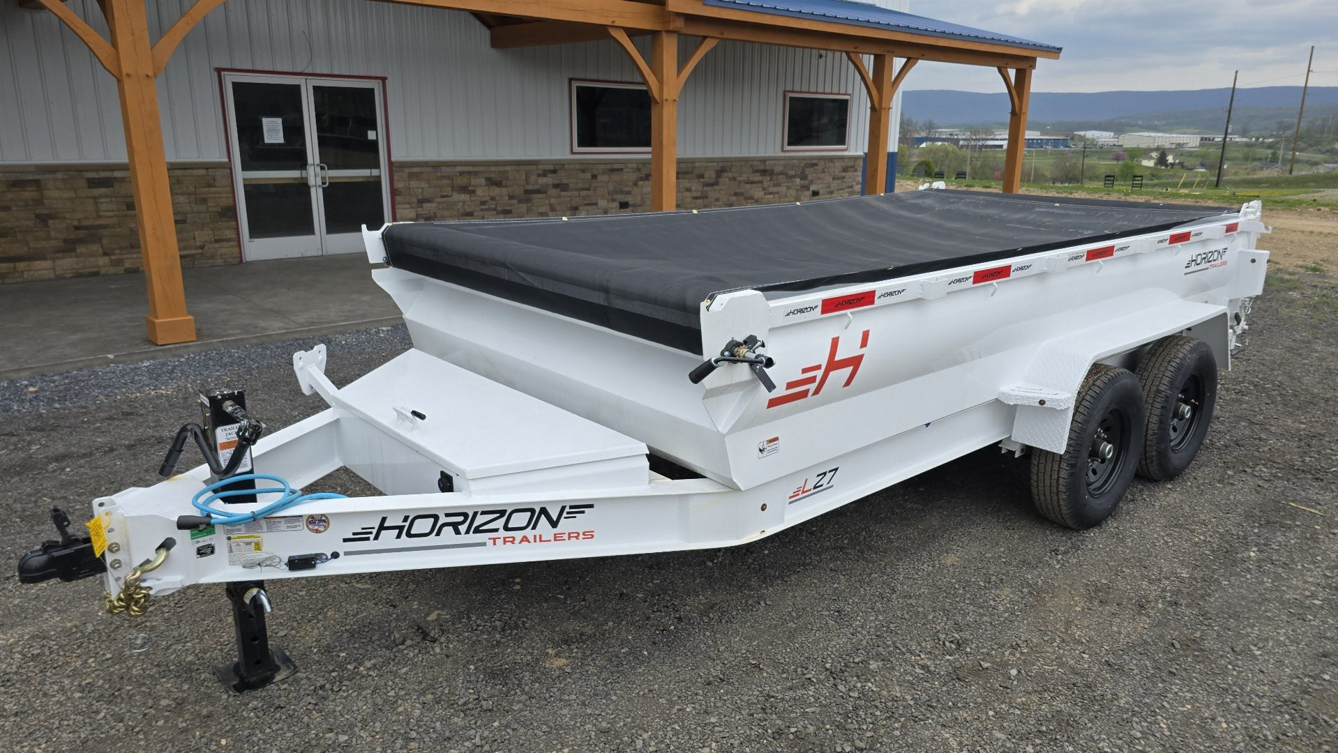 New Horizon Dump Trailer / 80"x14' / 14K GVWR / Ramps / Tarp Kit