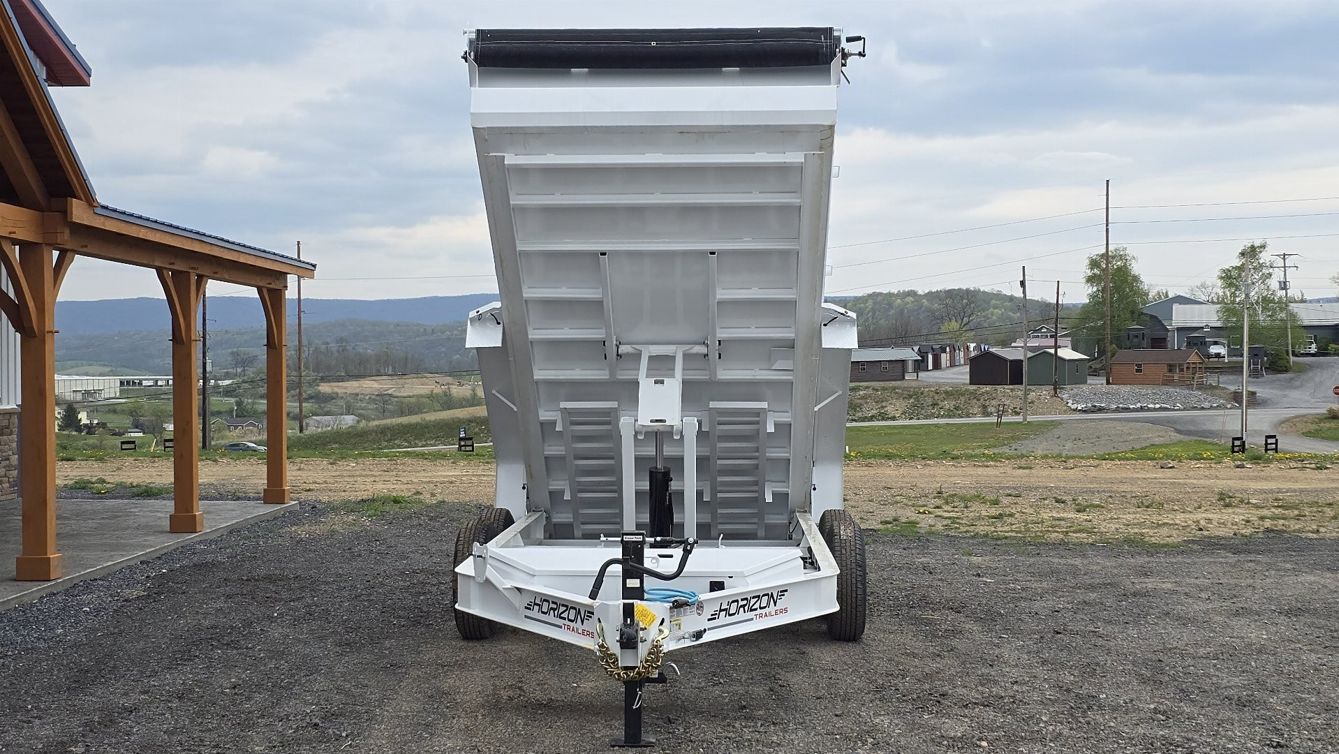 New Horizon Dump Trailer / 80"x14' / 14K GVWR / Ramps / Tarp Kit