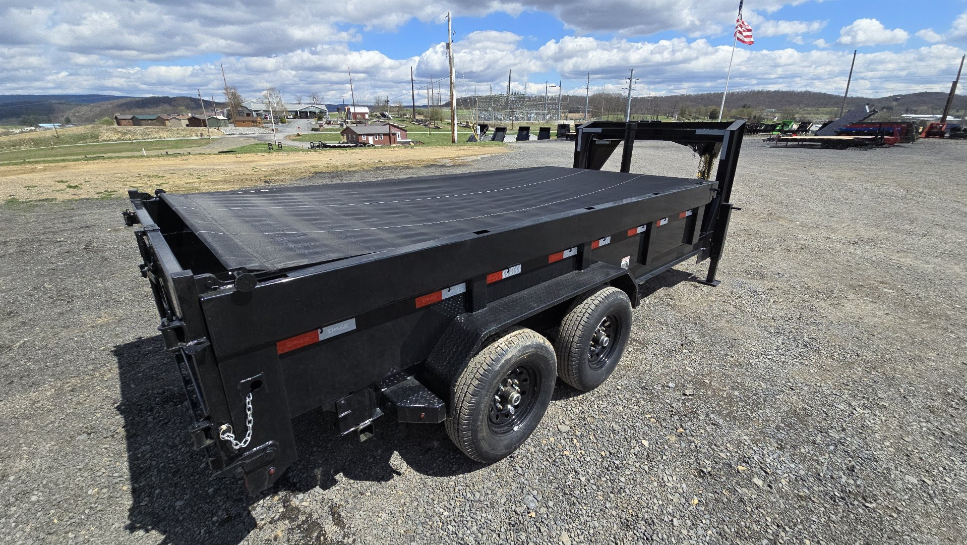 New Delco Gooseneck Dump Trailer / 14K / 83"x14'