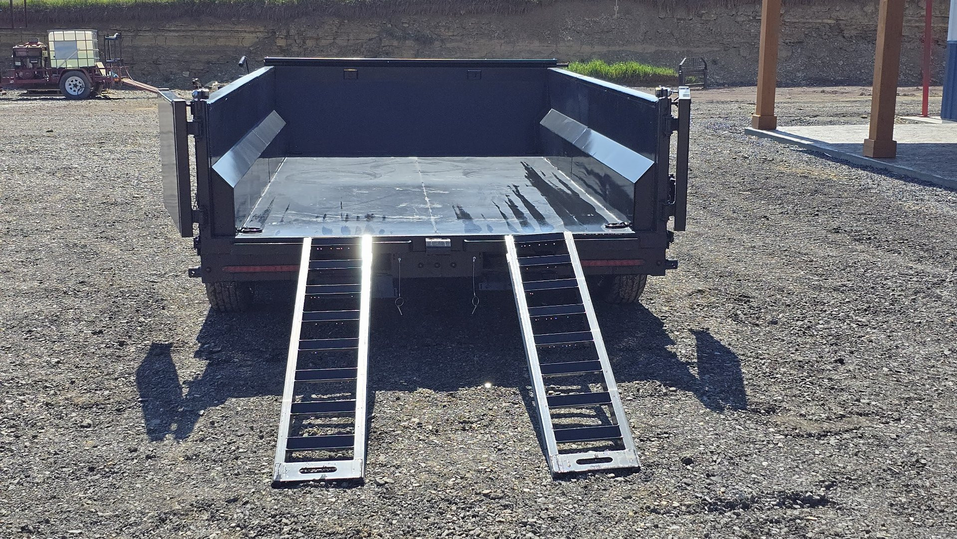 New Dura-Haul Dump Trailer / 10.4K / 6'x12'