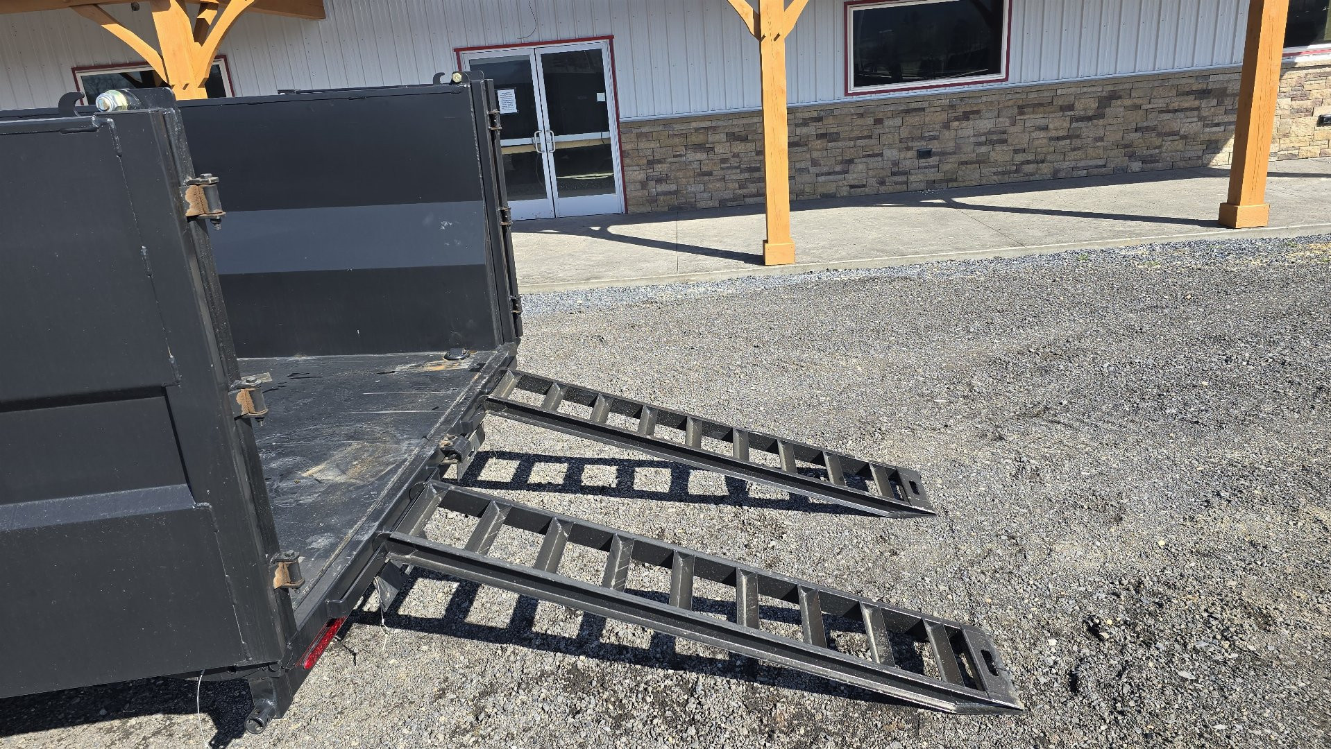 New Dura-Haul Gooseneck Dump Trailer / 14K / 7'x16'