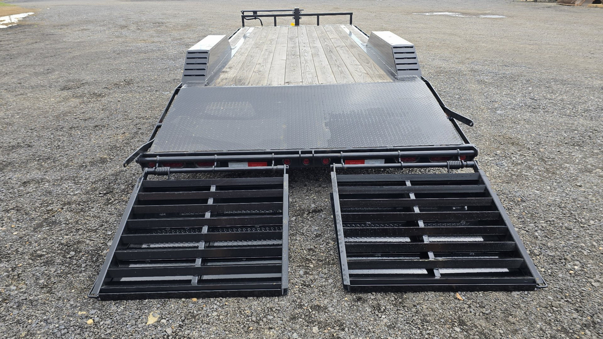New Delco Equipment Trailer / 14K GVWR / 102"x22'