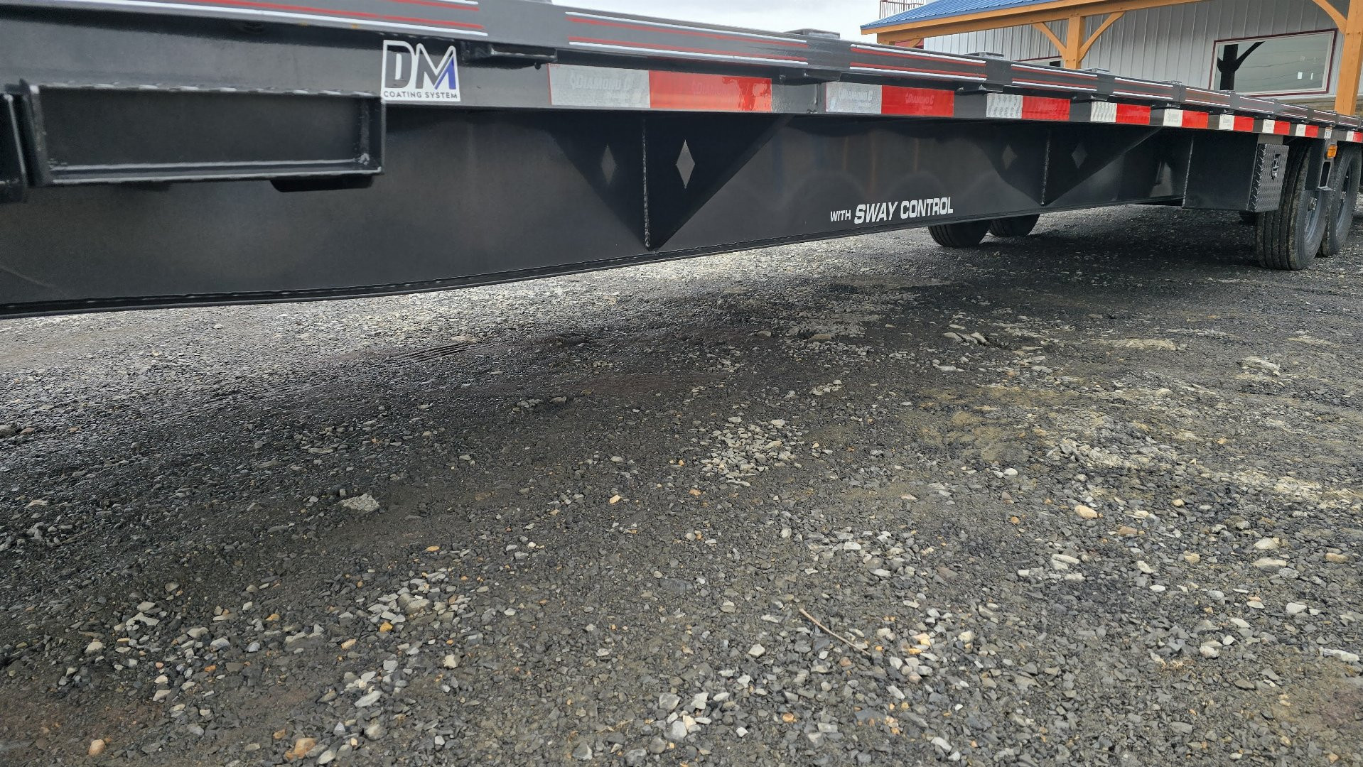 Used 2023 Diamond C FMAX 207 Gooseneck Deckover / 15.5K GVWR / 35'