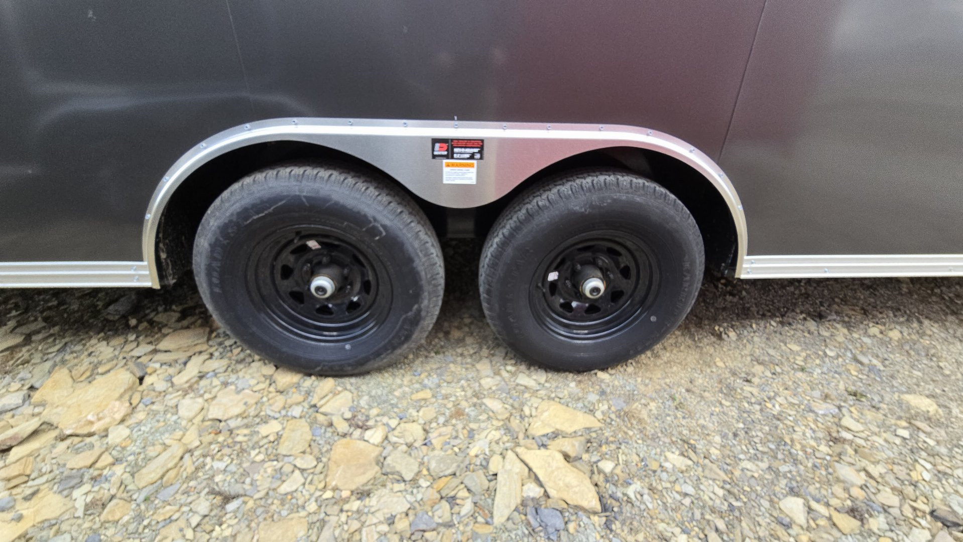 New Car Mate Enclosed Car Trailer / 9.9K GVWR / 8.5'x24'x84.5"/ Ramp Door