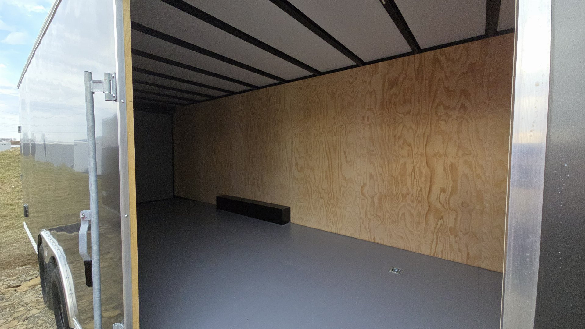 New Car Mate Enclosed Car Trailer / 9.9K GVWR / 8.5'x24'x84.5"/ Ramp Door