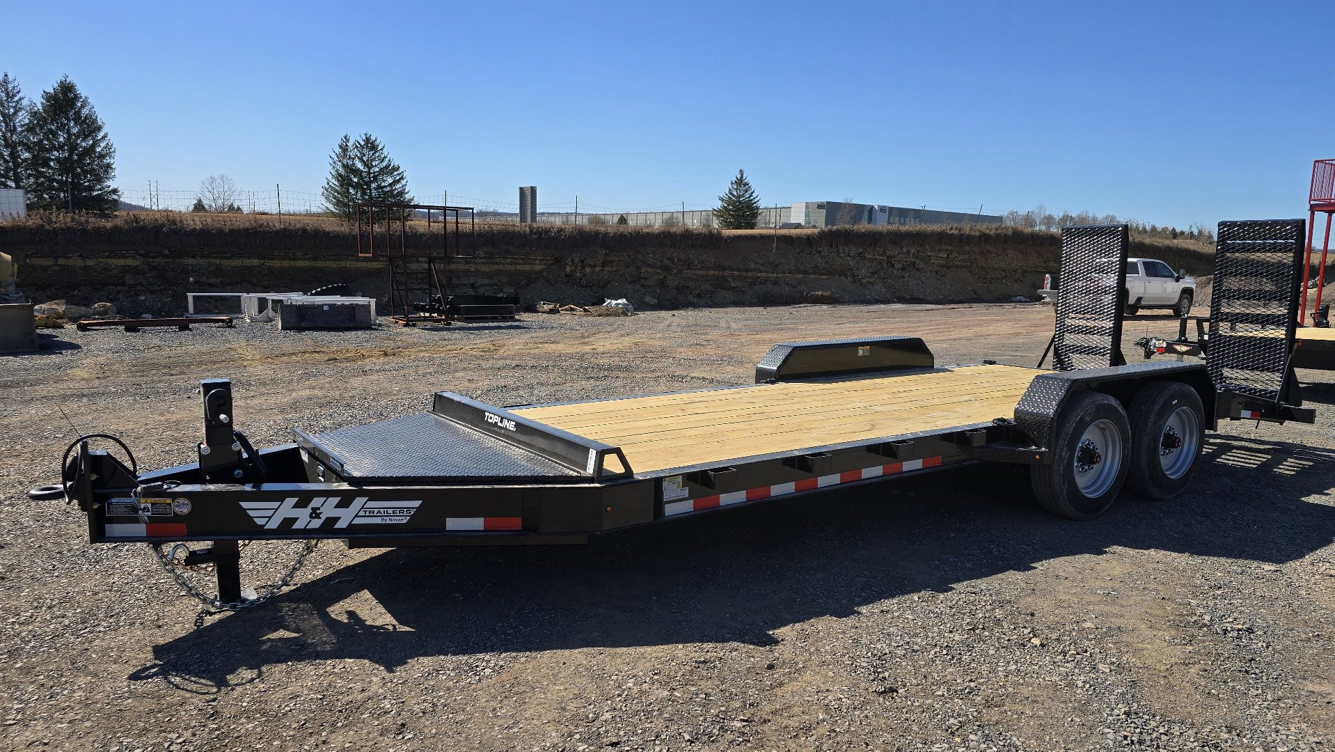 New H&H I-Beam Equip. Trailer / 17.6K GVWR / 82x20' / 24" HD Mesh Ramps