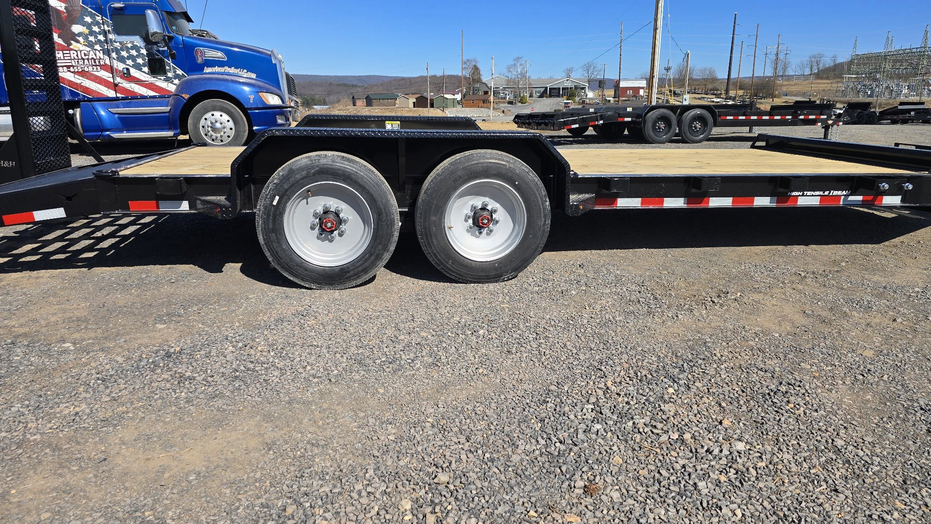 New H&H I-Beam Equip. Trailer / 17.6K GVWR / 82x20' / 24" HD Mesh Ramps