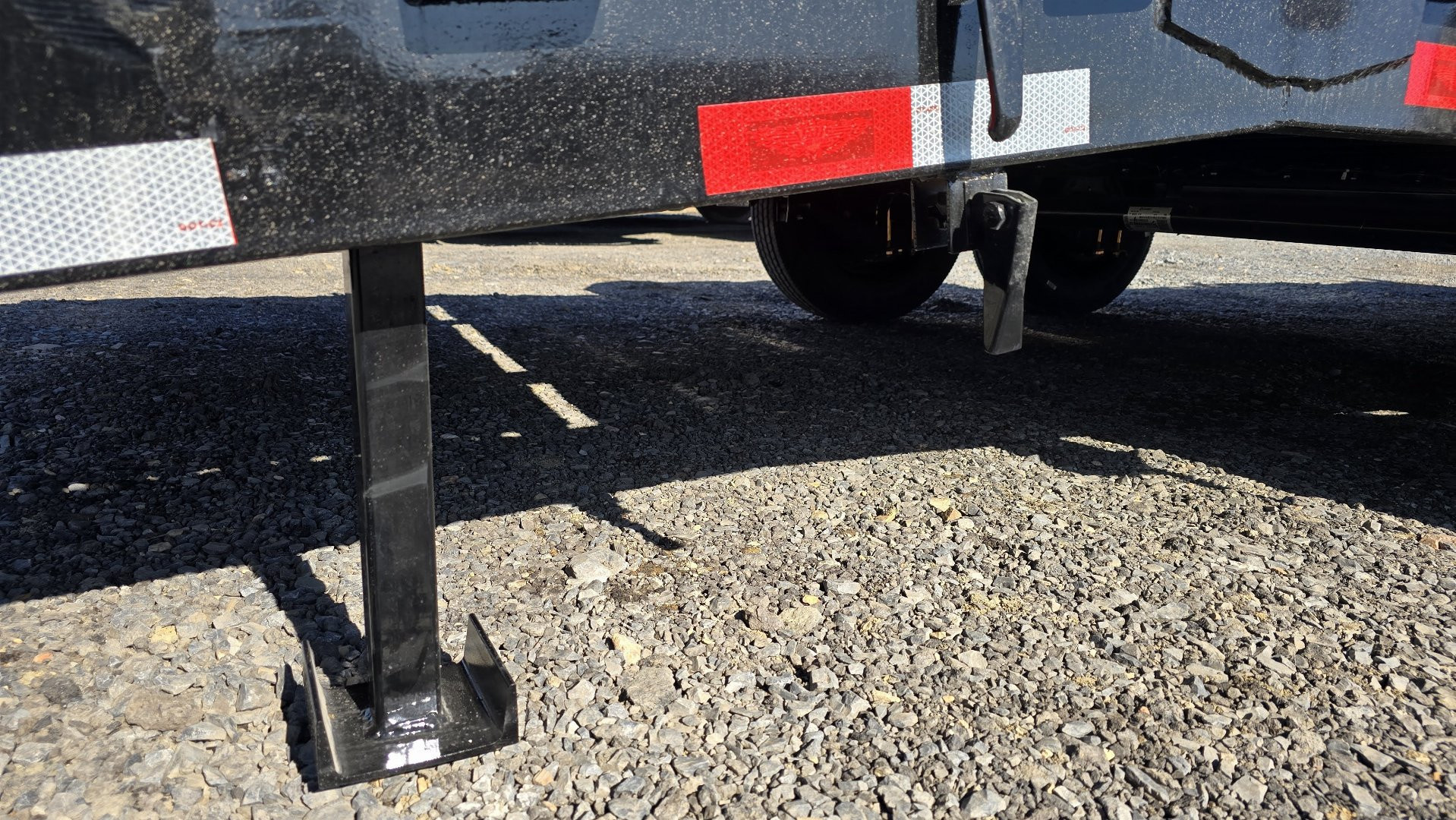 New H&H Deluxe Ramp Equip. Trailer / 16K GVWR / 82"x22'