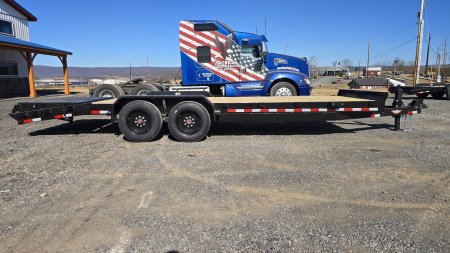 New H&H Deluxe Ramp Equip. Trailer / 16K GVWR / 82 x20' / Flip Over Ramps
