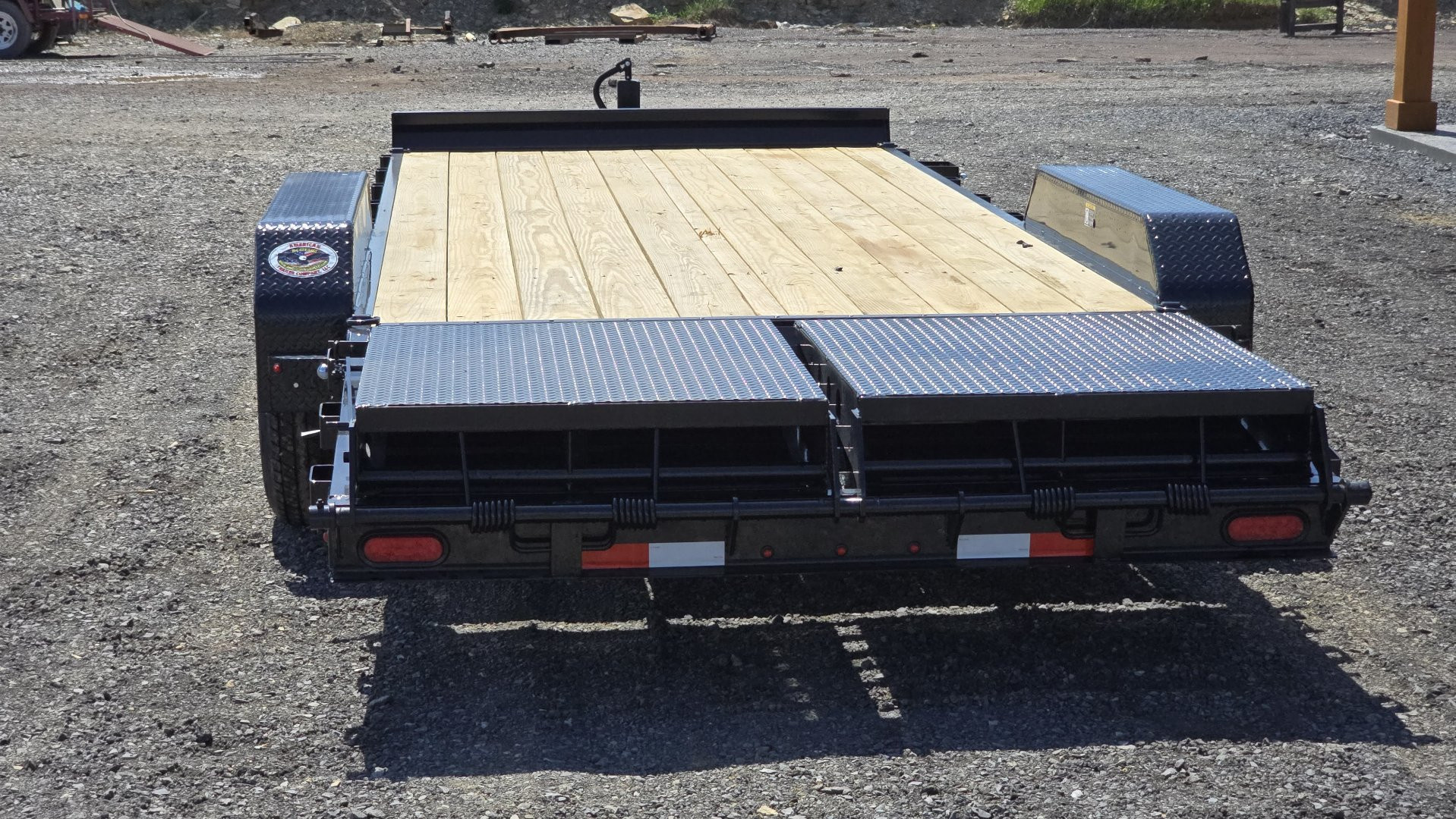 New H&H Deluxe Ramp Equip. Trailer / 14K GVWR / 82"x22' / Fold Over Ramps