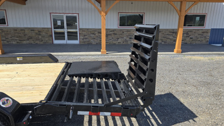 New H&H Deluxe Ramp Equip. Trailer / 14K GVWR / 82"x22' / Fold Over Ramps
