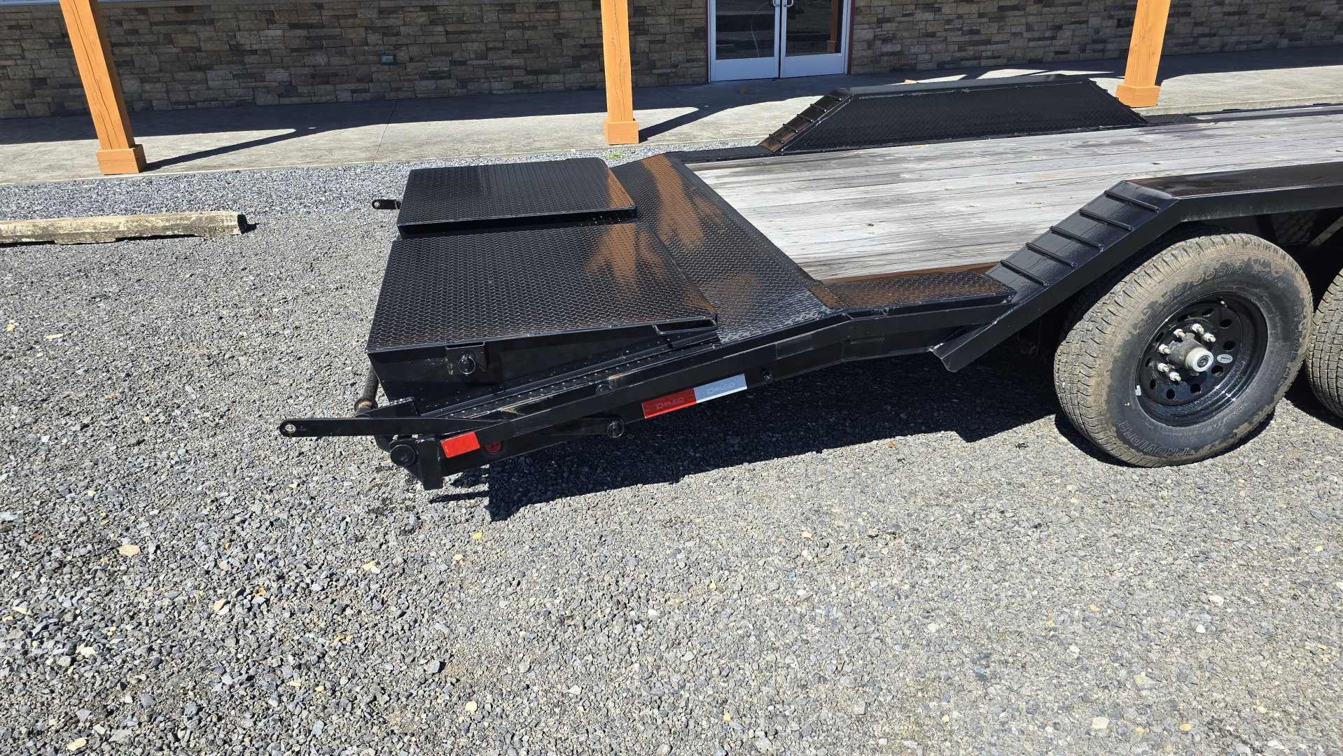 New Delco Car Hauler / 102"x24' / 14K GVWR / Drive Over Fenders