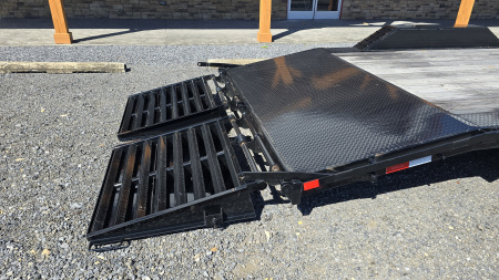 New Delco Car Hauler / 102"x24' / 14K GVWR / Drive Over Fenders