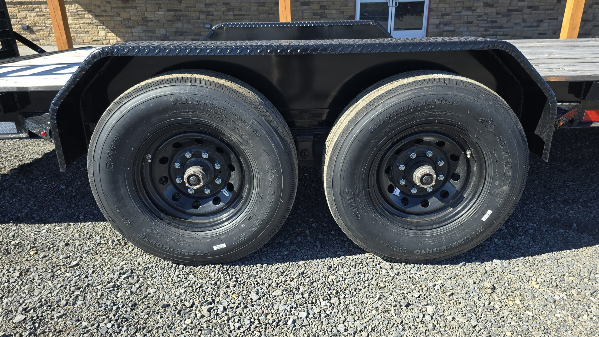 New Baseline Low Pro Equip. Trailer / 82"x20' / 16K GVWR
