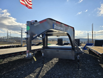 New 102 x25' Diamond C Gooseneck Trailer / 15.5K GVWR / 5' Dove w/ Ramps