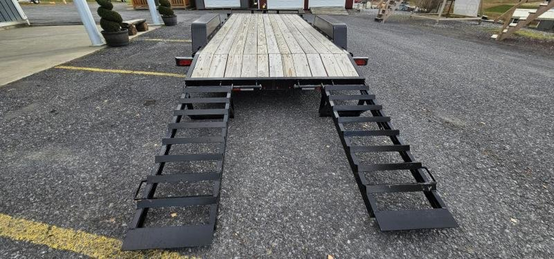 New Quality Trailers General Duty Equipment 18' - 9990 GVWR