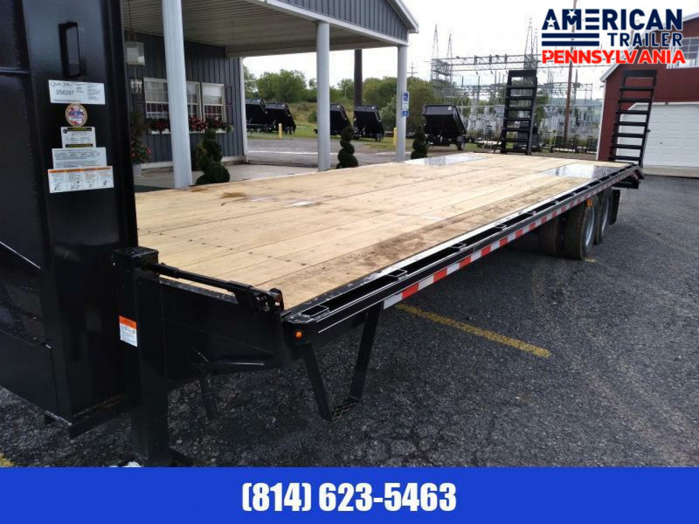 New American Pro Grade Gooseneck Trailer / 25' / 25K GVWR / Spare Mount