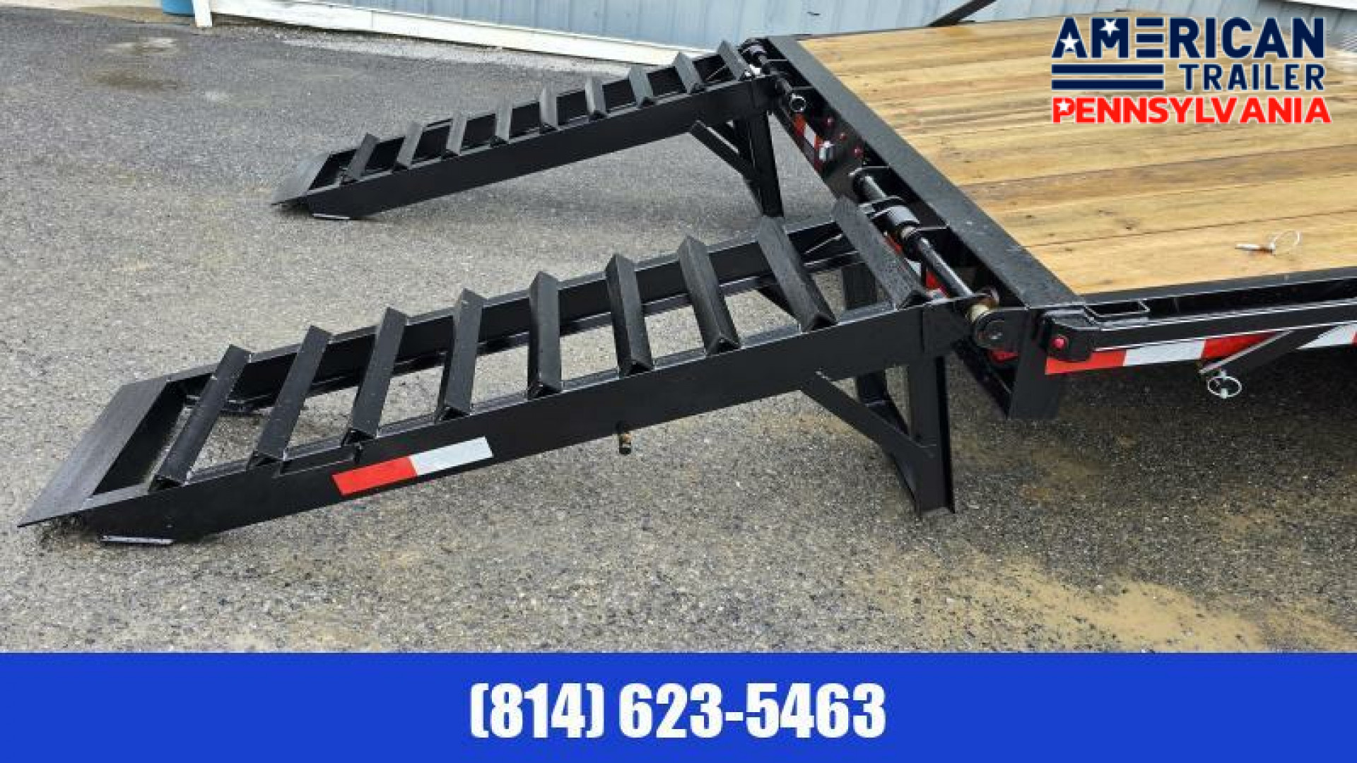 New American Pro Grade Gooseneck Trailer / 25' / 25K GVWR / Spare Mount