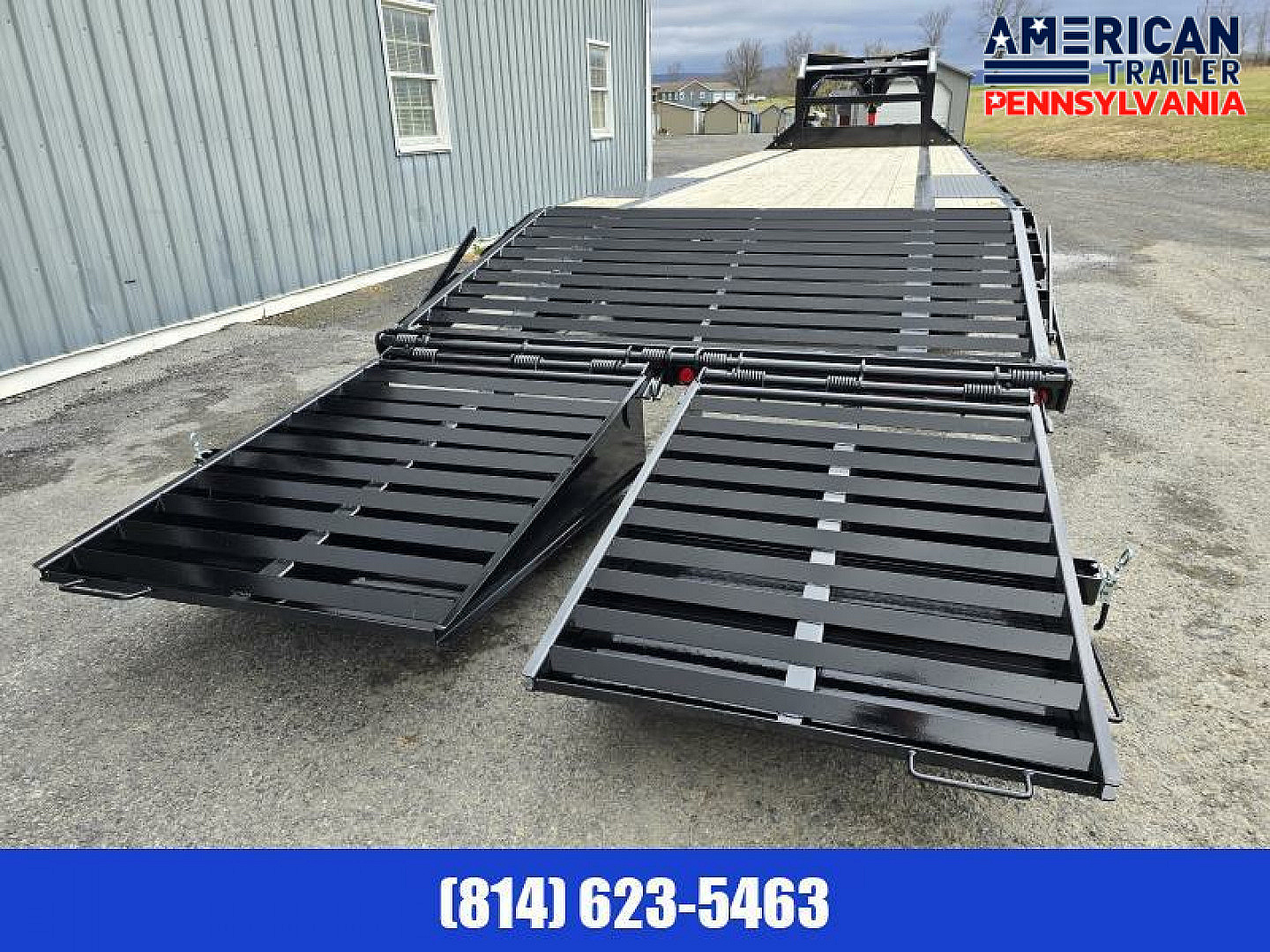 New PJ Low Pro Flatdeck Dually Gooseneck Trailer / 25K GVWR / 30'