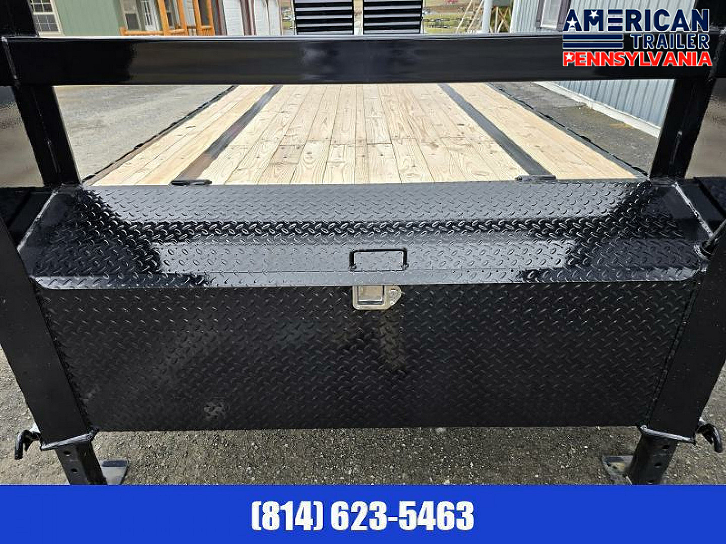 New PJ Low Pro Flatdeck Dually Gooseneck Trailer / 25K GVWR / 30'
