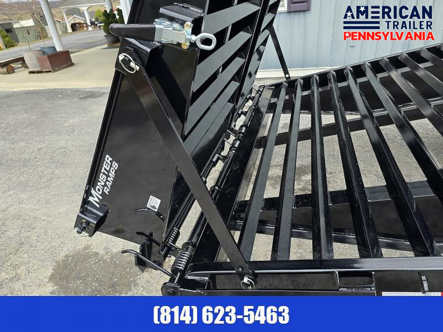 New PJ Low Pro Flatdeck Dually Gooseneck Trailer / 25K GVWR / 30'