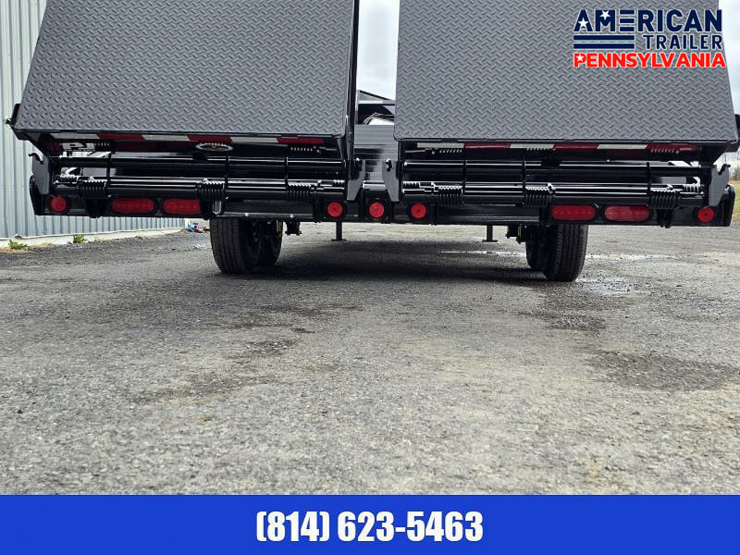 New PJ Low Pro Flatdeck Dually Gooseneck Trailer / 25K GVWR / 30'