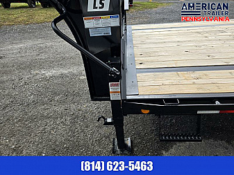 New PJ Low Pro Flatdeck Dually Gooseneck Trailer / 25K GVWR / 30'