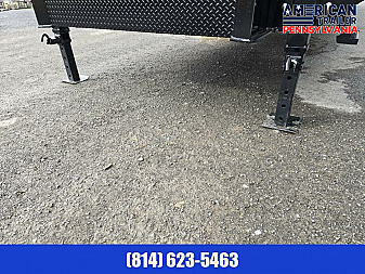 New PJ Low Pro Flatdeck Dually Gooseneck Trailer / 25K GVWR / 30'