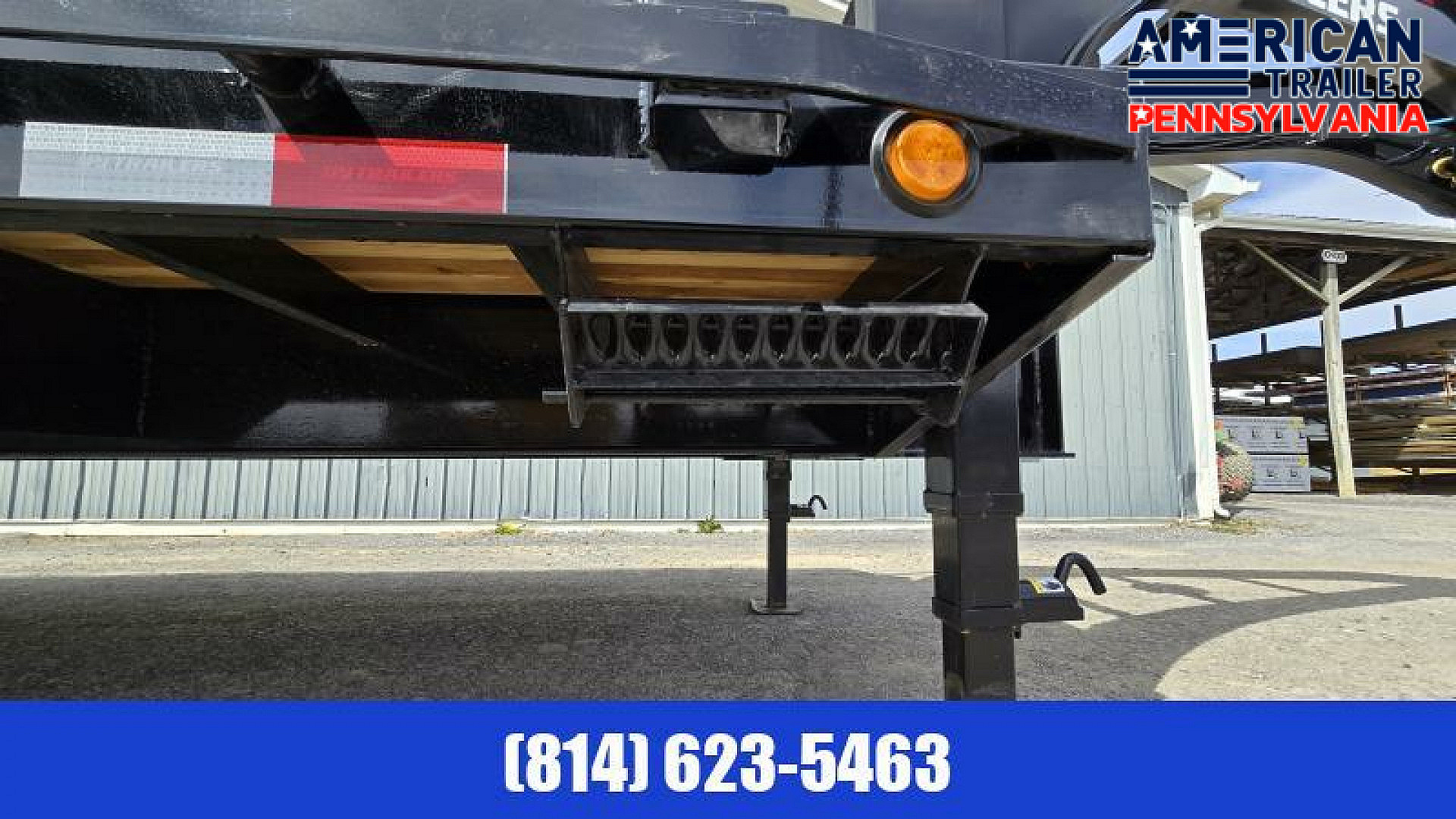 New PJ Low Pro Gooseneck with Hydraulic Dove / 25K GVWR / 32'