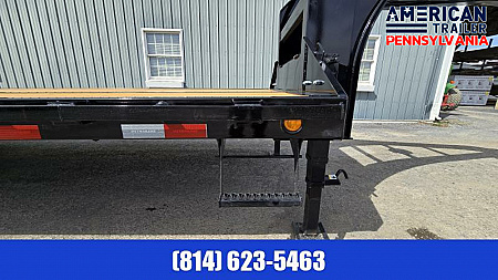 New PJ Low Pro Gooseneck with Hydraulic Dove / 25K GVWR / 32'